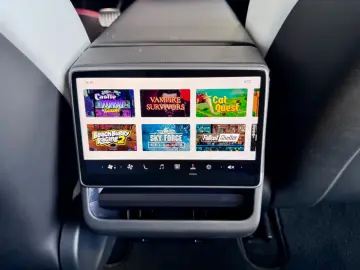 TESLA Model 3 Facelift Performance Dual AWD