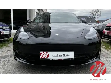 TESLA Model 3 Standard Range   Enhanced Autopil