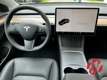 TESLA Model 3 Standard Range   Enhanced Autopil