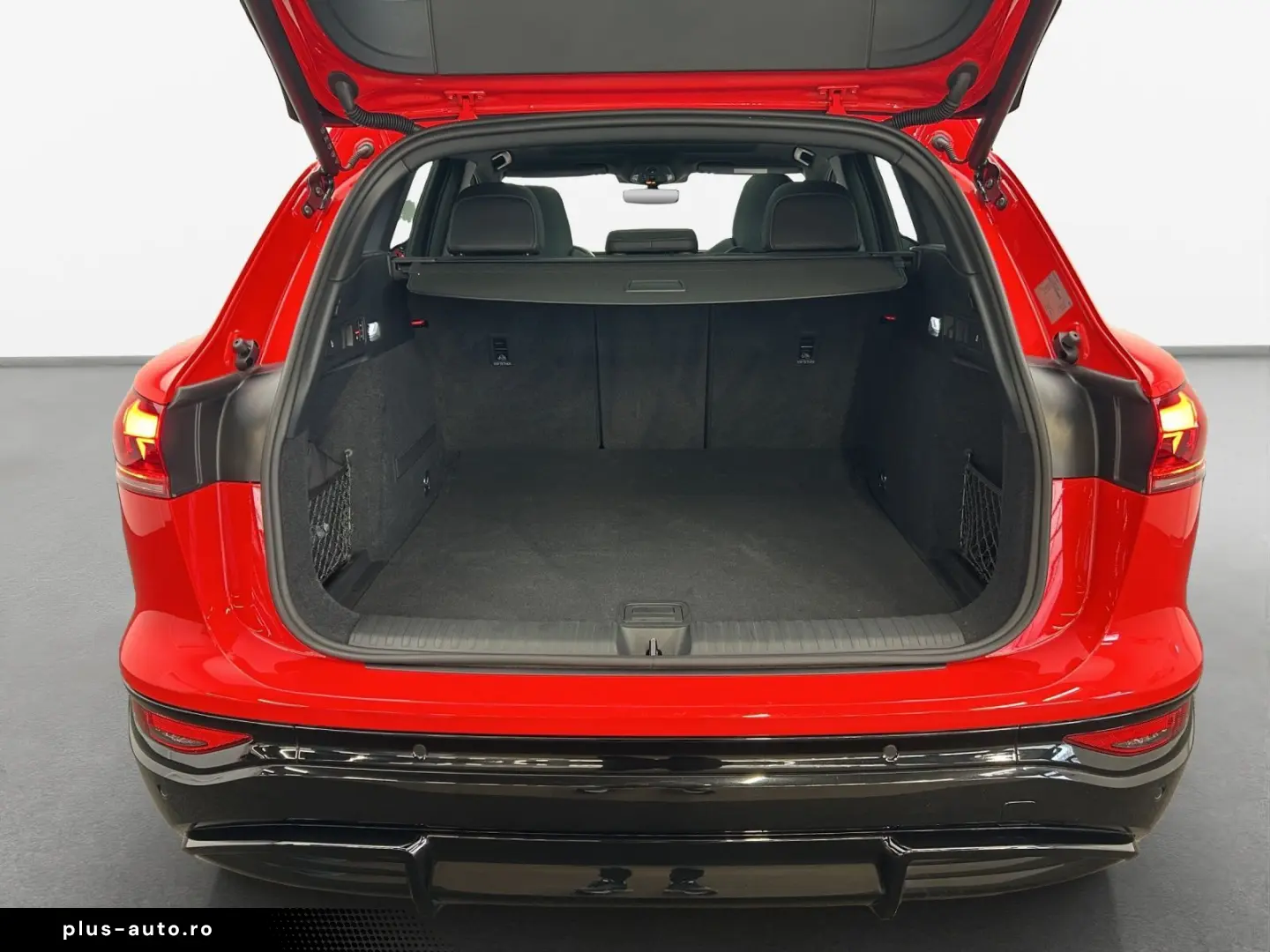 AUDI Q6 e-tron quattro S-LINE MATRIX