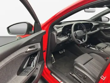 AUDI Q6 e-tron quattro S-LINE MATRIX