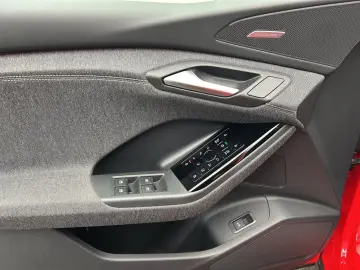 AUDI Q6 e-tron quattro S-LINE MATRIX