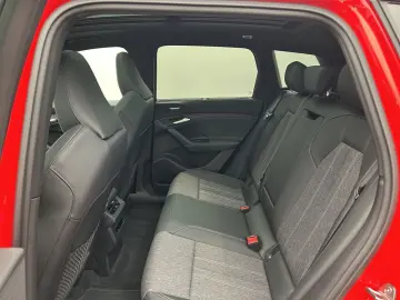 AUDI Q6 e-tron quattro S-LINE MATRIX