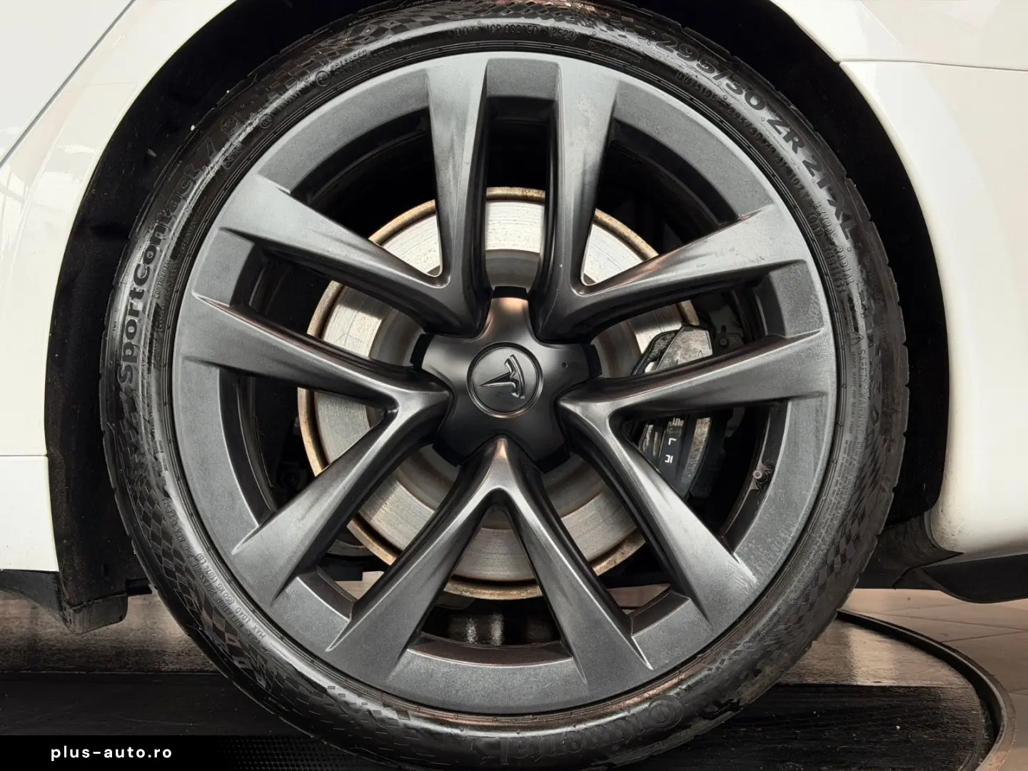 TESLA Model S Plaid AWD Yoke FSD-Autopilot Pano