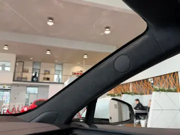 TESLA Model S Plaid AWD Yoke FSD-Autopilot Pano