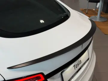 TESLA Model S Plaid AWD Yoke FSD-Autopilot Pano