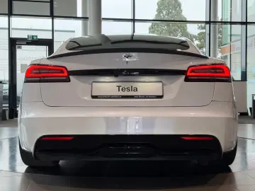 TESLA Model S Plaid AWD Yoke FSD-Autopilot Pano