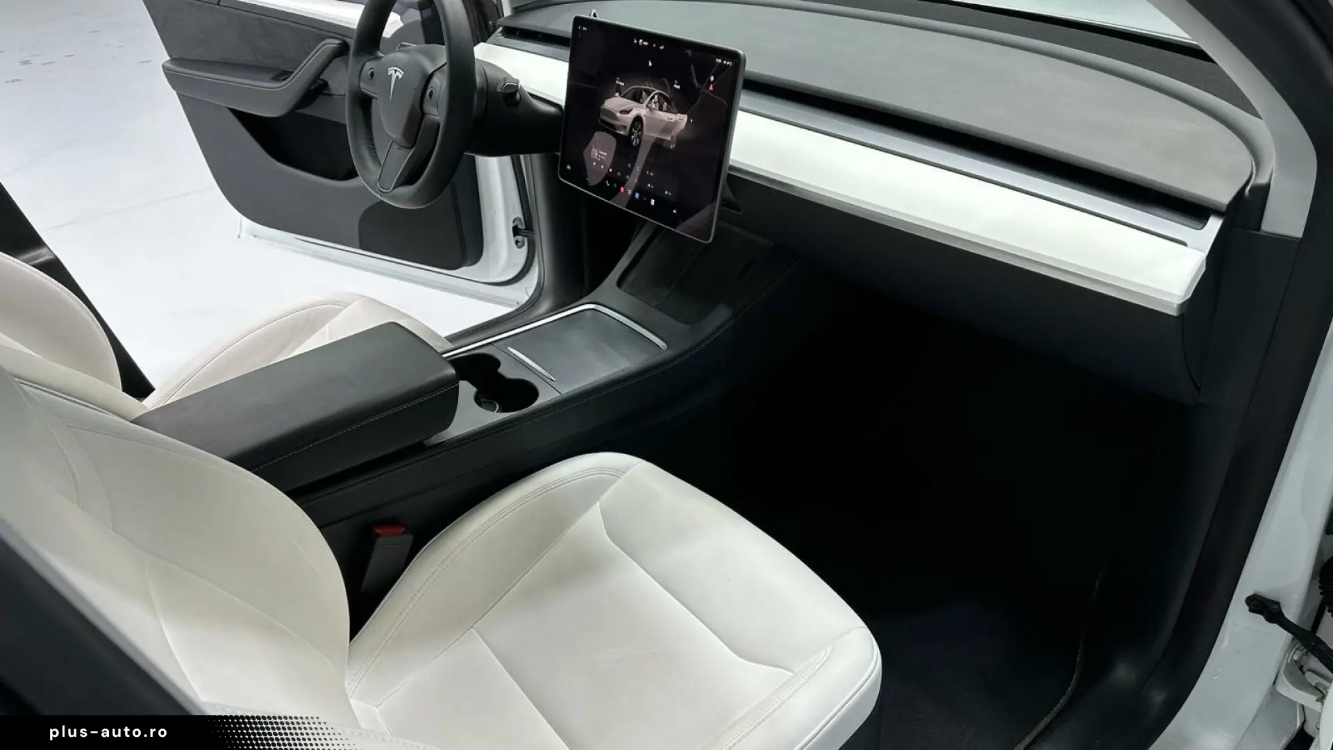 TESLA Model Y Dual AWD Navi