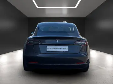 TESLA Model 3 Range Plus RWD Autopilot Pano Kamera LED
