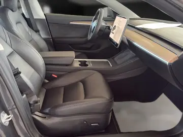 TESLA Model 3 Range Plus RWD Autopilot Pano Kamera LED