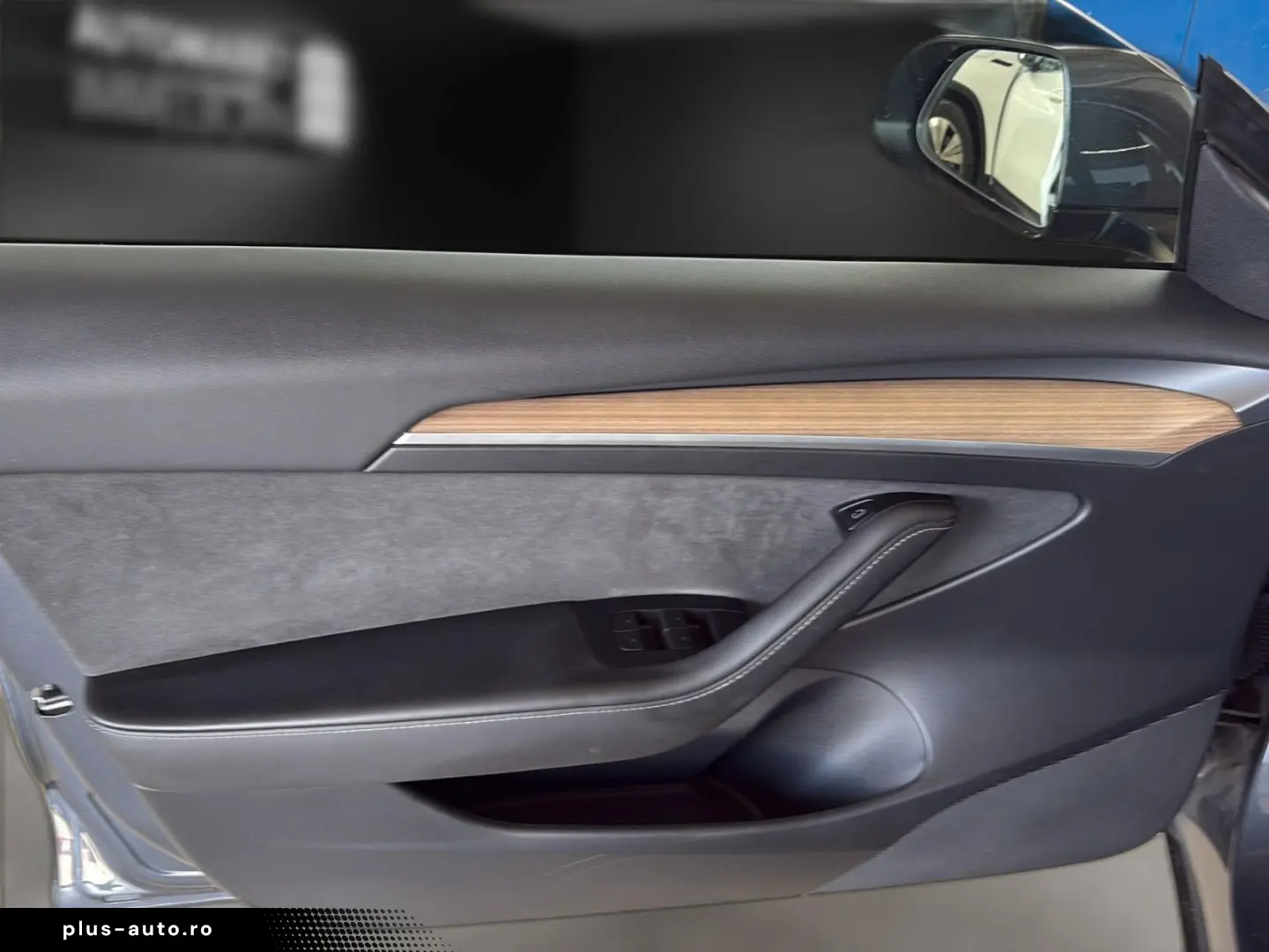 TESLA Model 3 Range Plus RWD Autopilot Pano Kamera LED