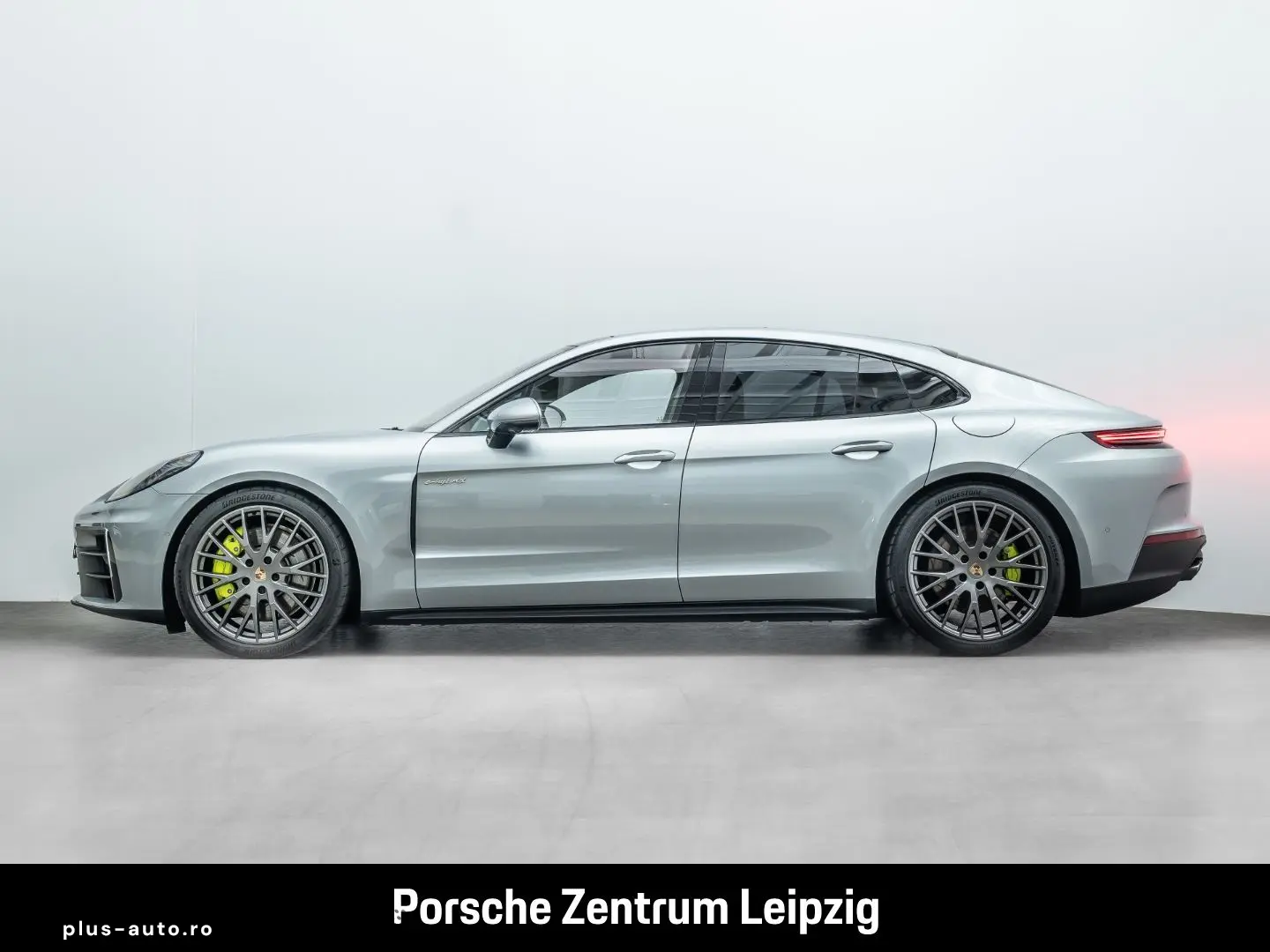 PORSCHE Panamera 4 E-Hybrid