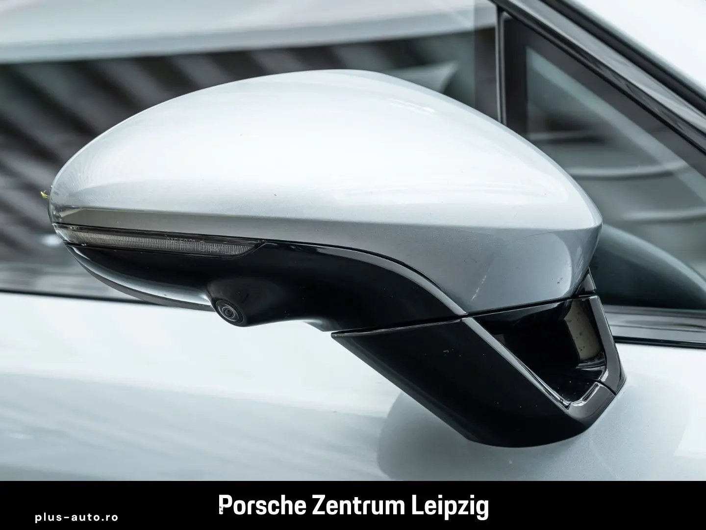 PORSCHE Panamera 4 E-Hybrid