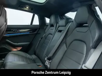 PORSCHE Panamera 4 E-Hybrid