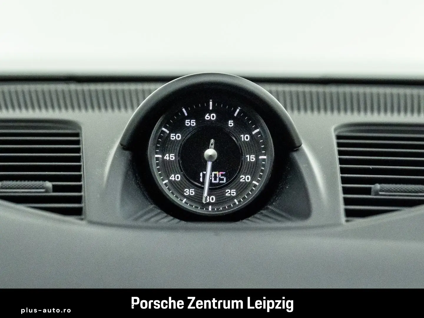 PORSCHE Panamera 4 E-Hybrid