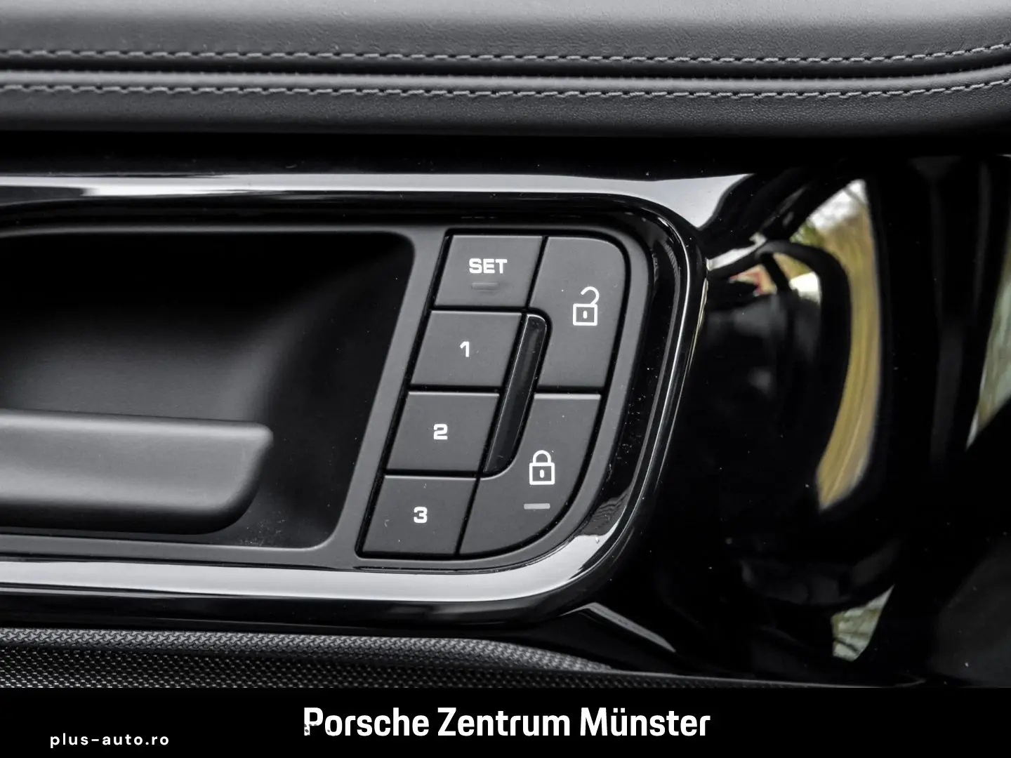 PORSCHE Panamera 4S E-Hybrid