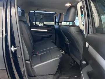 TOYOTA Hilux Double Cab Executive 4x4 Automatik