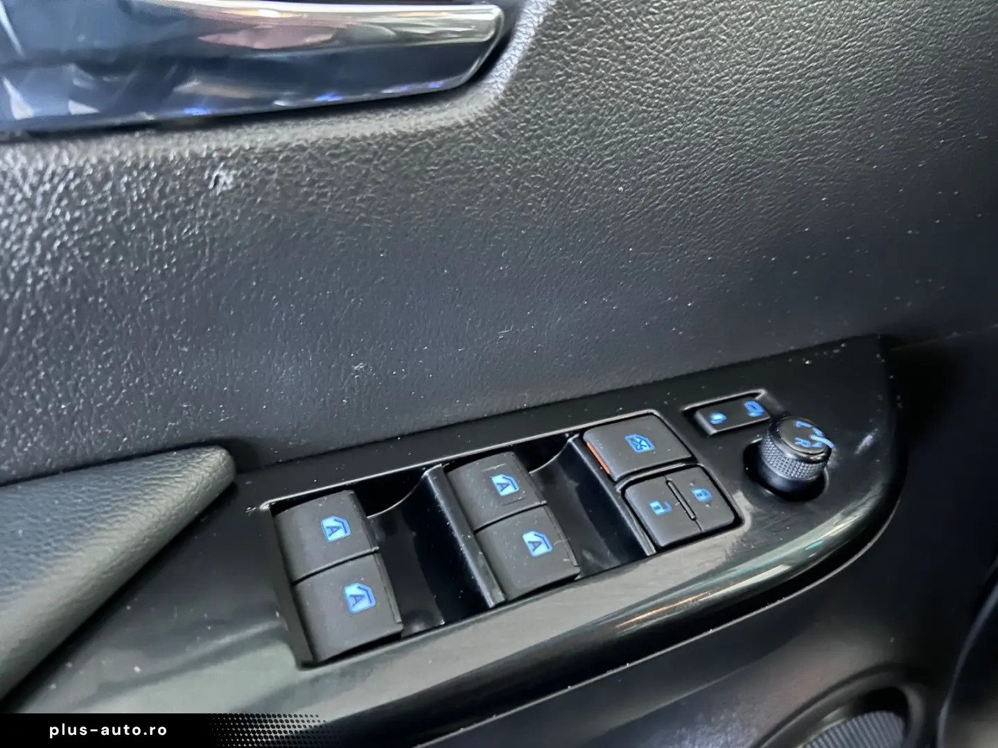 TOYOTA Hilux Double Cab Executive 4x4 Automatik