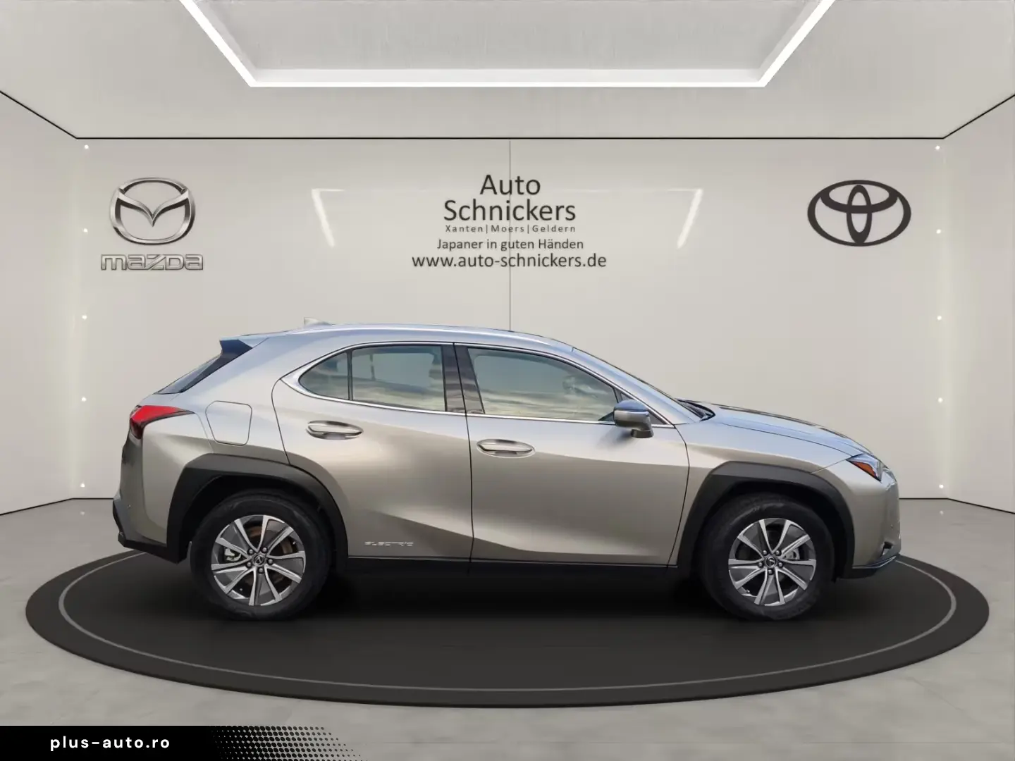 Lexus UX 300e  KAMERA ACC GJ-RÄDER !!