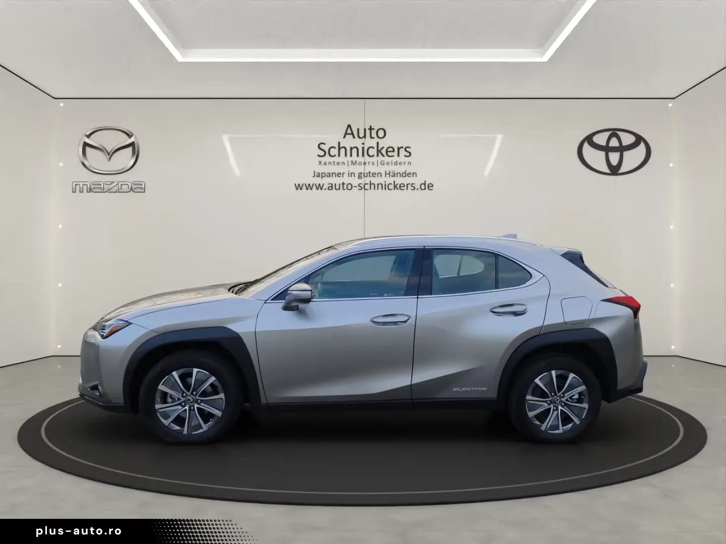 Lexus UX 300e  KAMERA ACC GJ-RÄDER !!