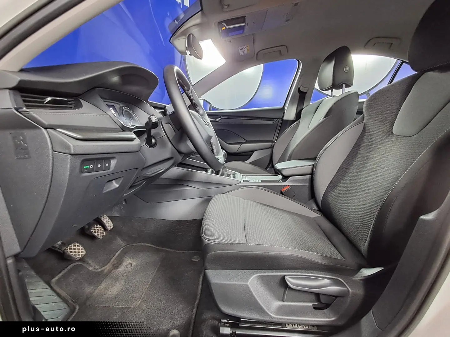 SKODA OCTAVIA IV 2.0TDI 115CP AMBITION 2021