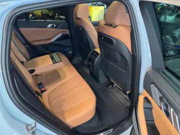 BMW X6 30d xDrive M Sport~PANO~LED~KAMERA 360~H&K~21