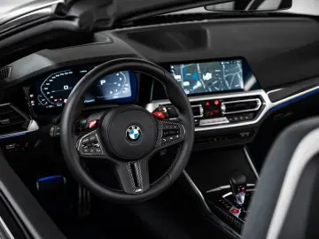 BMW M4 Competition M xDrive Cabrio Frozen Deep Grey