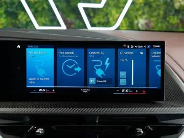 BMW XM 480kW HUD DRIVER