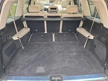 MERCEDES-BENZ GLS 450 d 4Matic