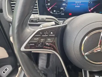 MERCEDES-BENZ GLS 450 d 4Matic