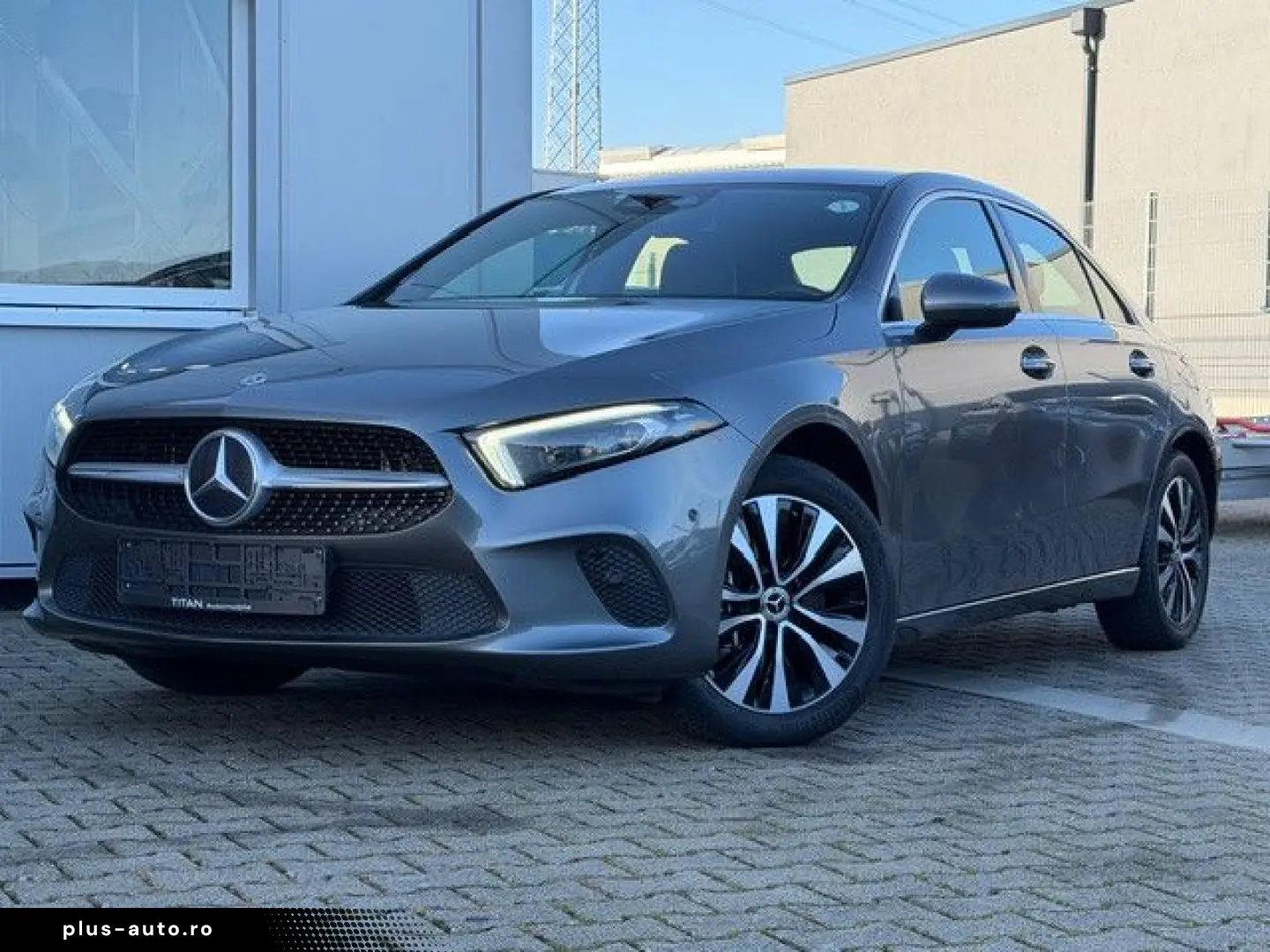 MERCEDES-BENZ A 250 Leder GSD AHK Kamera Ambiente MBUX 1.Hd.