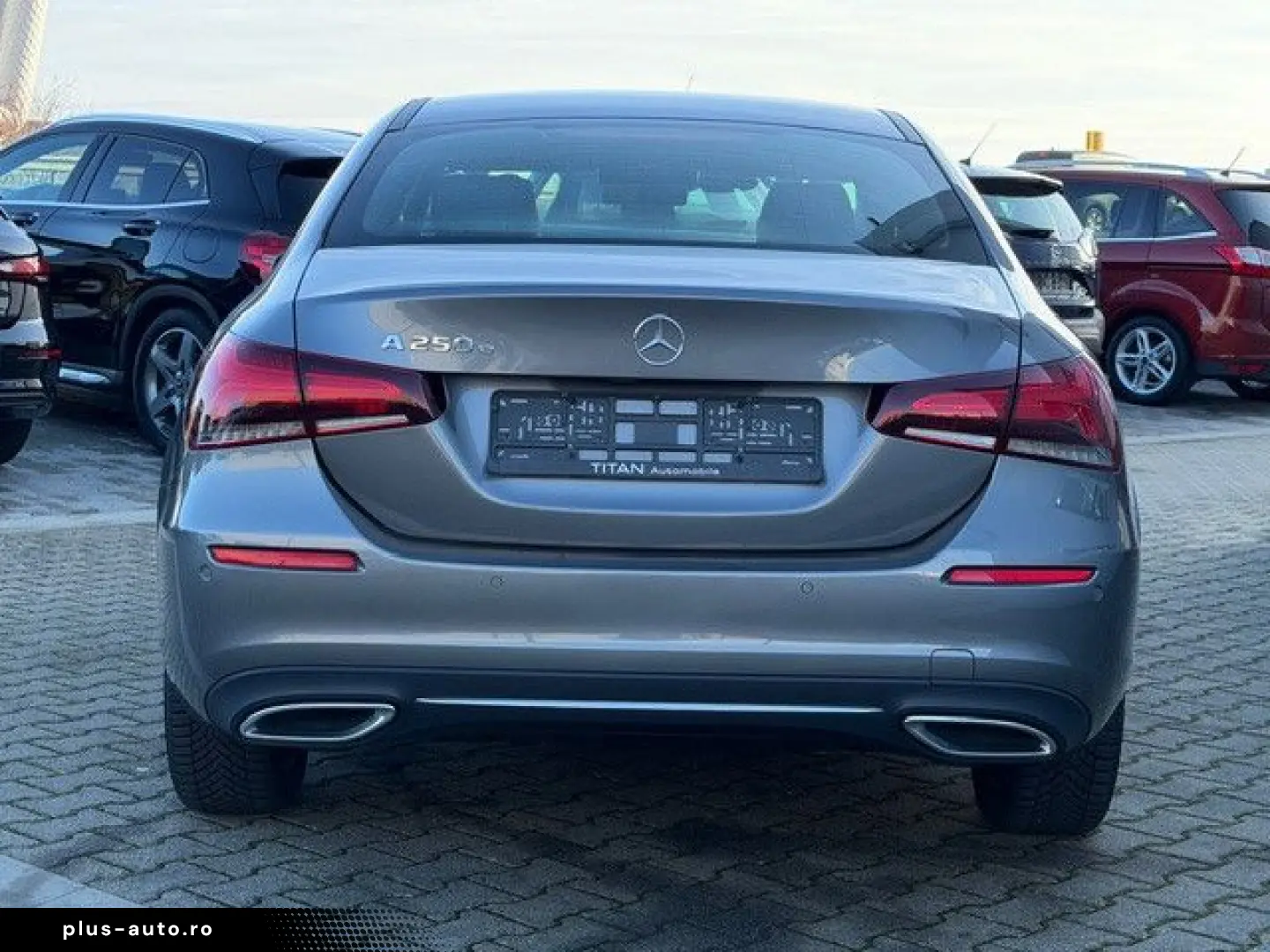 MERCEDES-BENZ A 250 Leder GSD AHK Kamera Ambiente MBUX 1.Hd.