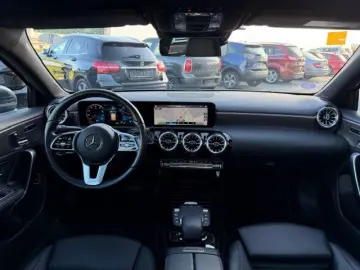 MERCEDES-BENZ A 250 Leder GSD AHK Kamera Ambiente MBUX 1.Hd.