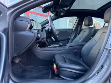 MERCEDES-BENZ A 250 Leder GSD AHK Kamera Ambiente MBUX 1.Hd.