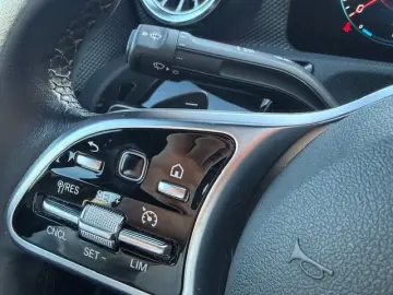 MERCEDES-BENZ A 250 Leder GSD AHK Kamera Ambiente MBUX 1.Hd.