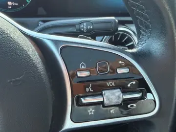 MERCEDES-BENZ A 250 Leder GSD AHK Kamera Ambiente MBUX 1.Hd.