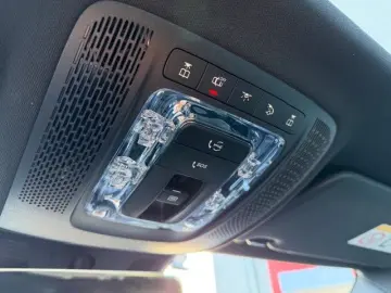 MERCEDES-BENZ A 250 Leder GSD AHK Kamera Ambiente MBUX 1.Hd.