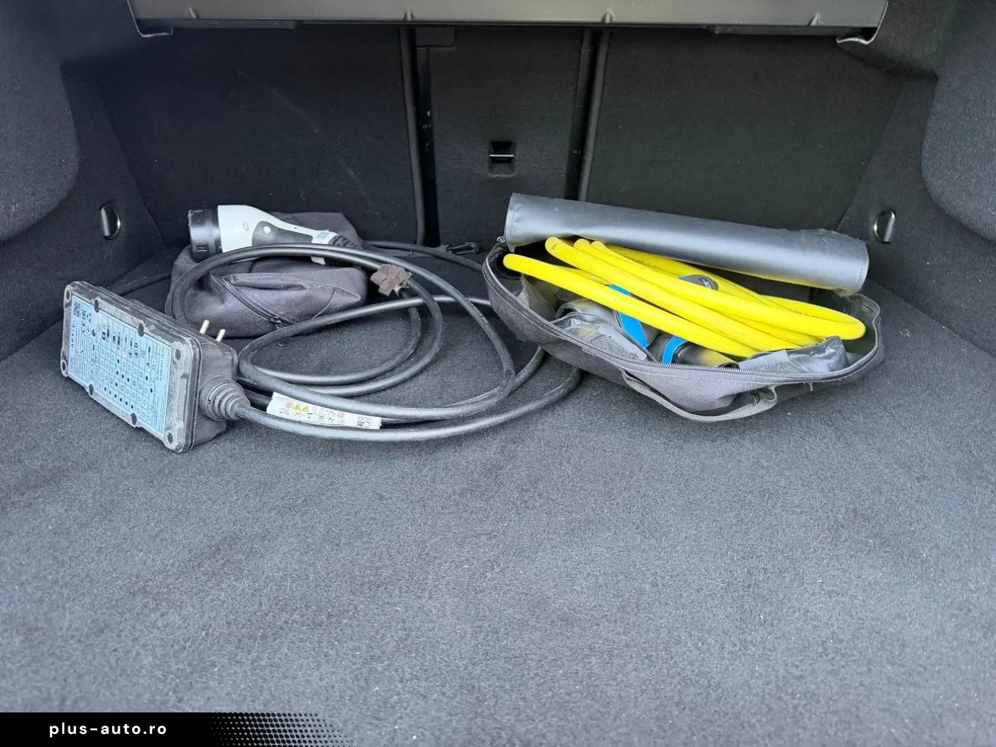 MERCEDES-BENZ A 250 Leder GSD AHK Kamera Ambiente MBUX 1.Hd.