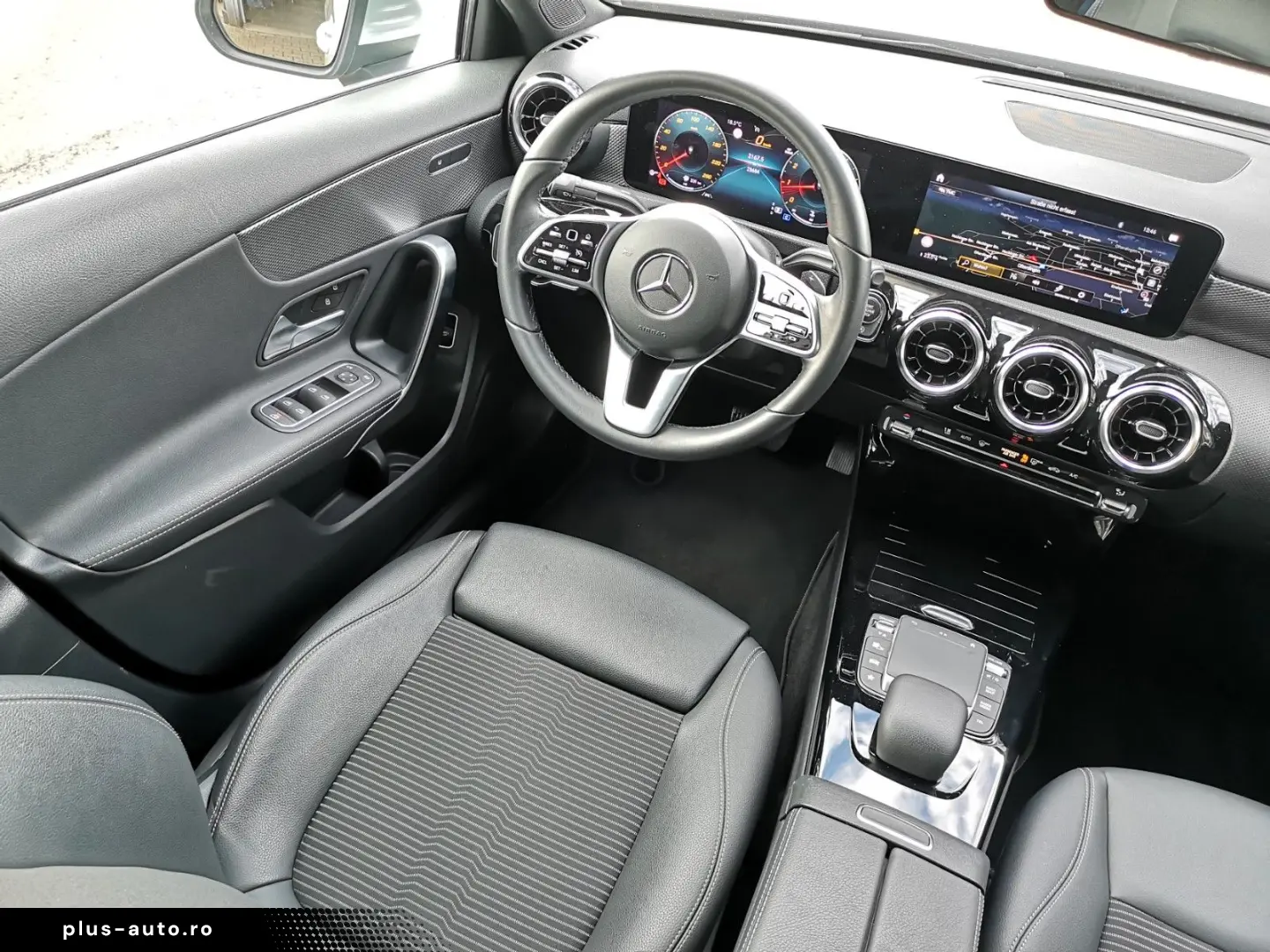 MERCEDES-BENZ A 180 Lim. Automatik NAVI MBUX R-CAM Teilleder