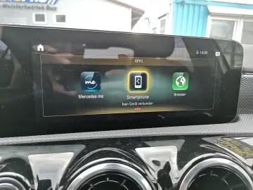 MERCEDES-BENZ A 180 Lim. Automatik NAVI MBUX R-CAM Teilleder