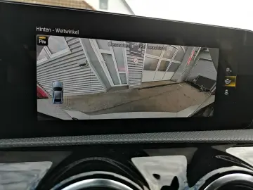 MERCEDES-BENZ A 180 Lim. Automatik NAVI MBUX R-CAM Teilleder