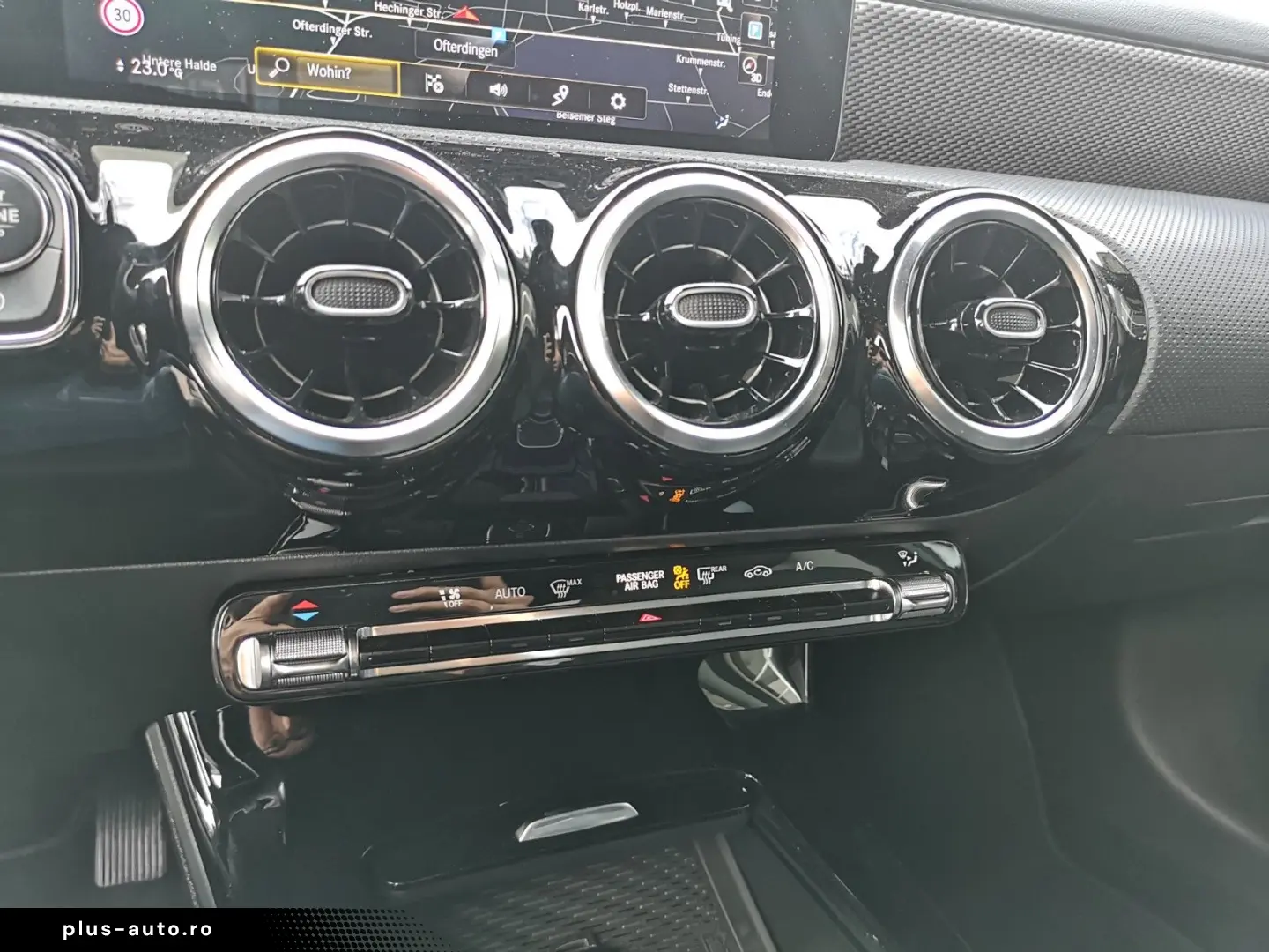 MERCEDES-BENZ A 180 Lim. Automatik NAVI MBUX R-CAM Teilleder