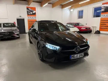 MERCEDES-BENZ A 180 d Limousine Pano Led Navi Kamera&hellip;