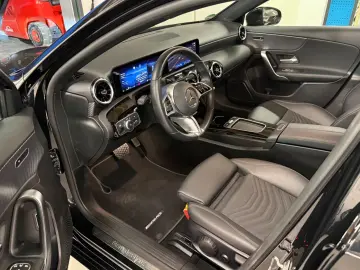 MERCEDES-BENZ A 180 d Limousine Pano Led Navi Kamera&hellip;