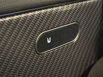 MERCEDES-BENZ A 180 d Limousine Pano Led Navi Kamera&hellip;