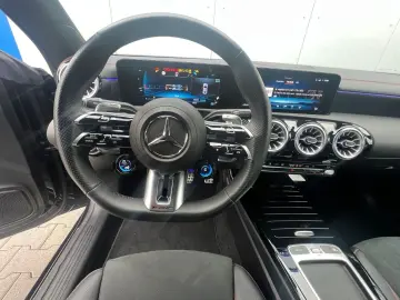 MERCEDES-BENZ CLA35 AMG 4MATIC DCT 48V KEYLESS KAMER&hellip;