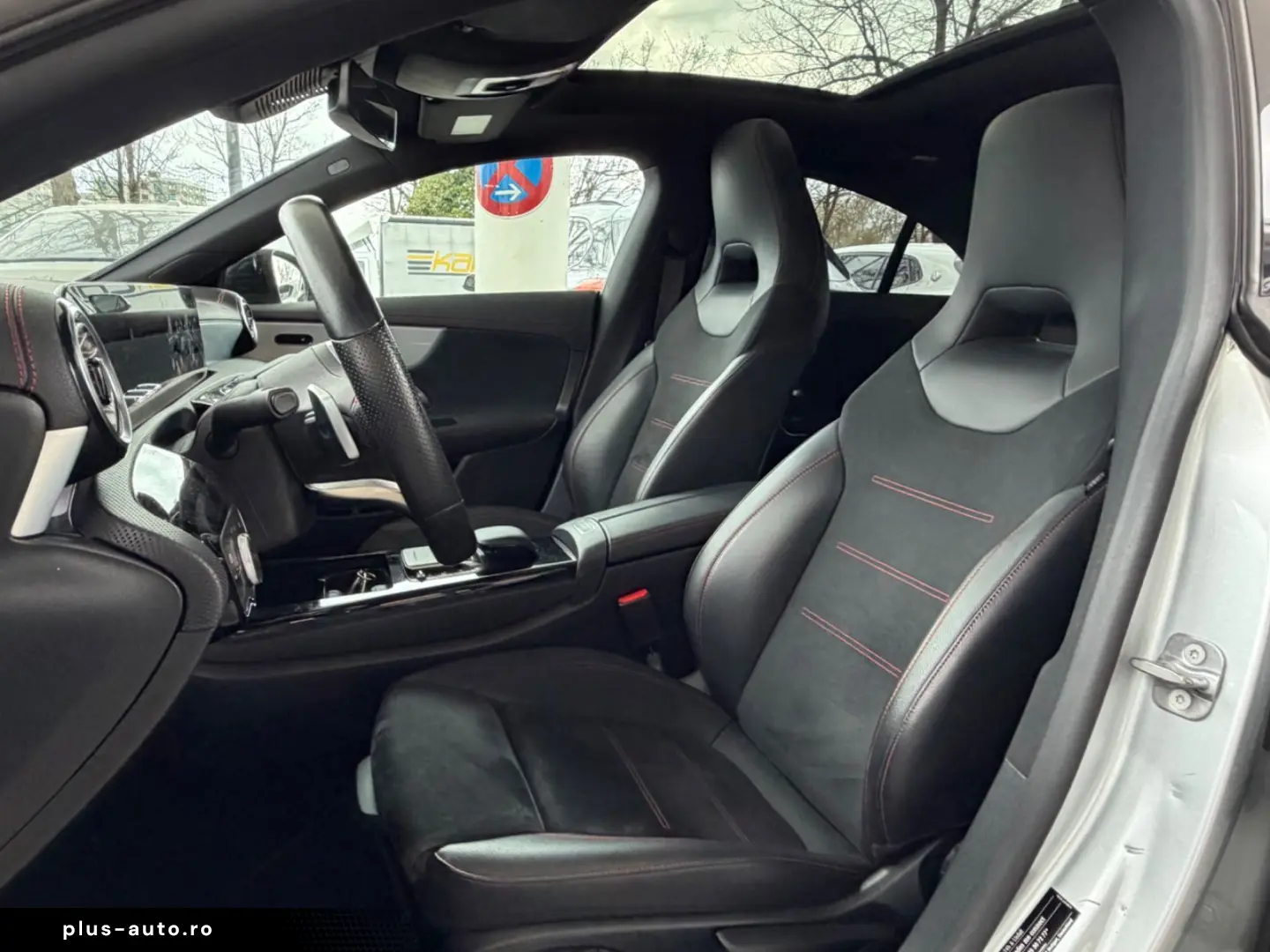 MERCEDES-BENZ CLA 200 AMG-LINE PANO ACC NIGHT-PAKET KAMERA