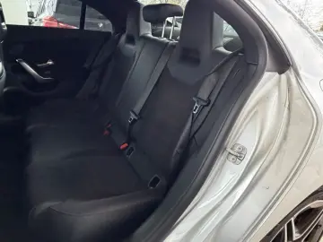 MERCEDES-BENZ CLA 200 AMG-LINE PANO ACC NIGHT-PAKET KAMERA