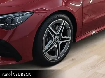 MERCEDES-BENZ CLA 220 d Coupé AMG Line Totwinkel Multibeam