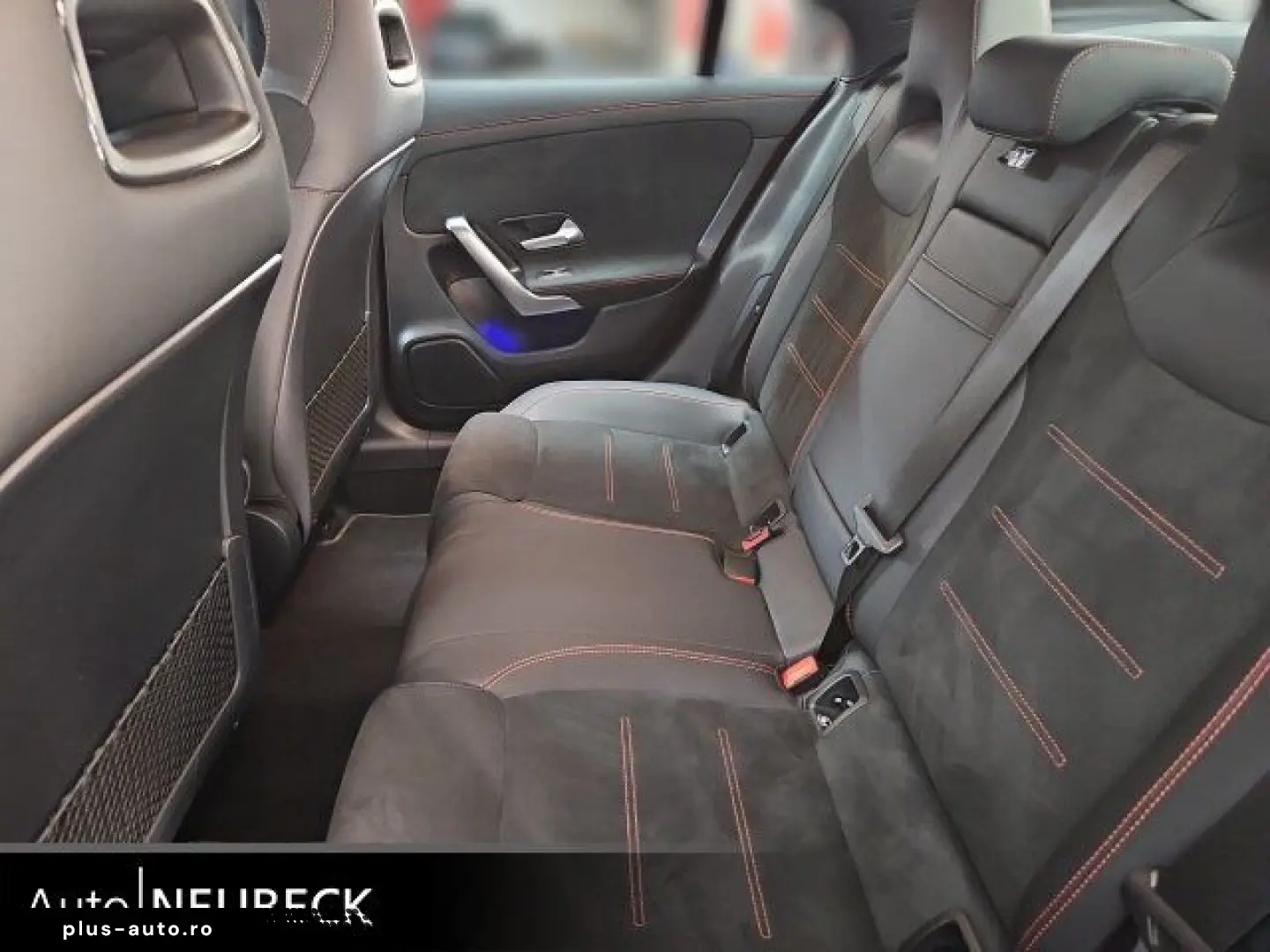 MERCEDES-BENZ CLA 220 d Coupé AMG Line Totwinkel Multibeam